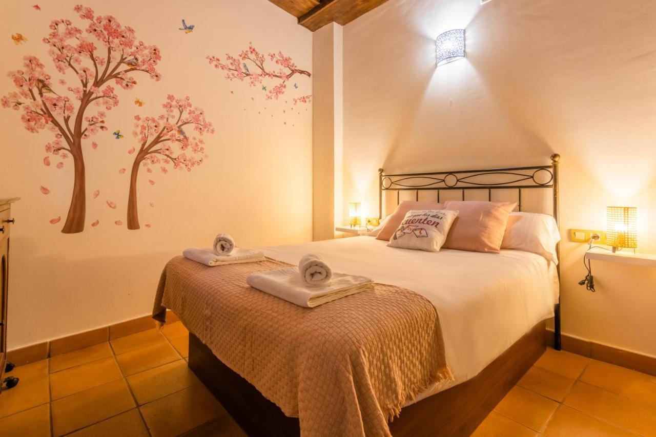 Macarena Muralla Encantada Apartment Seville Luaran gambar